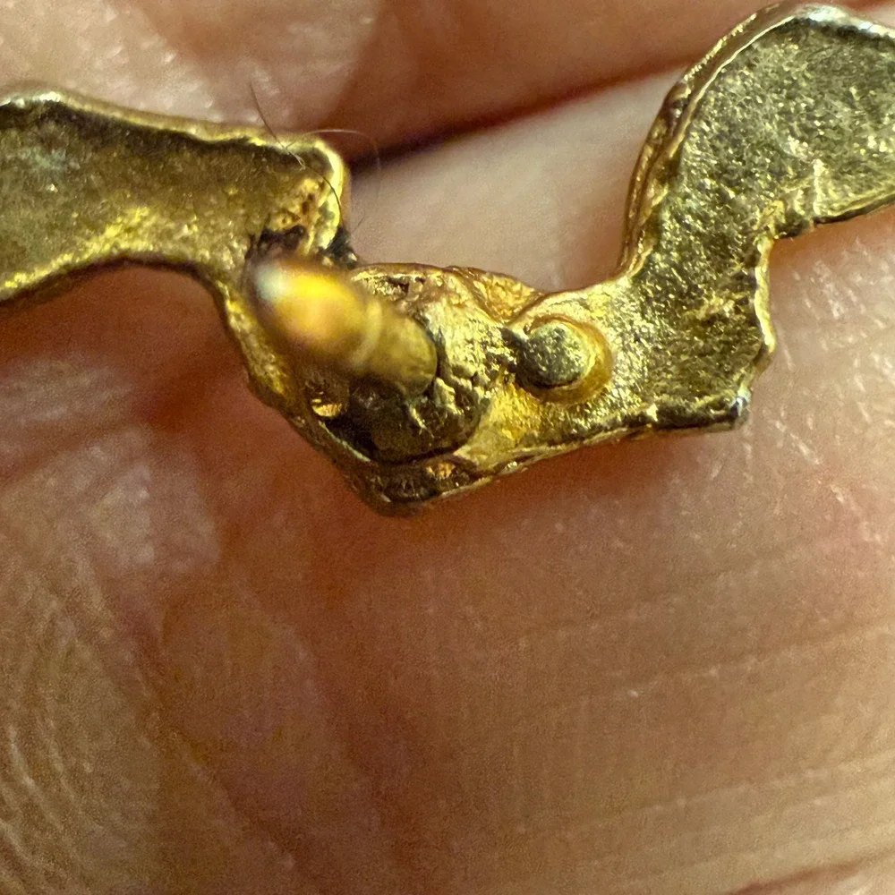 Vintage Footsteps Three Foot Lapel‎ Pin